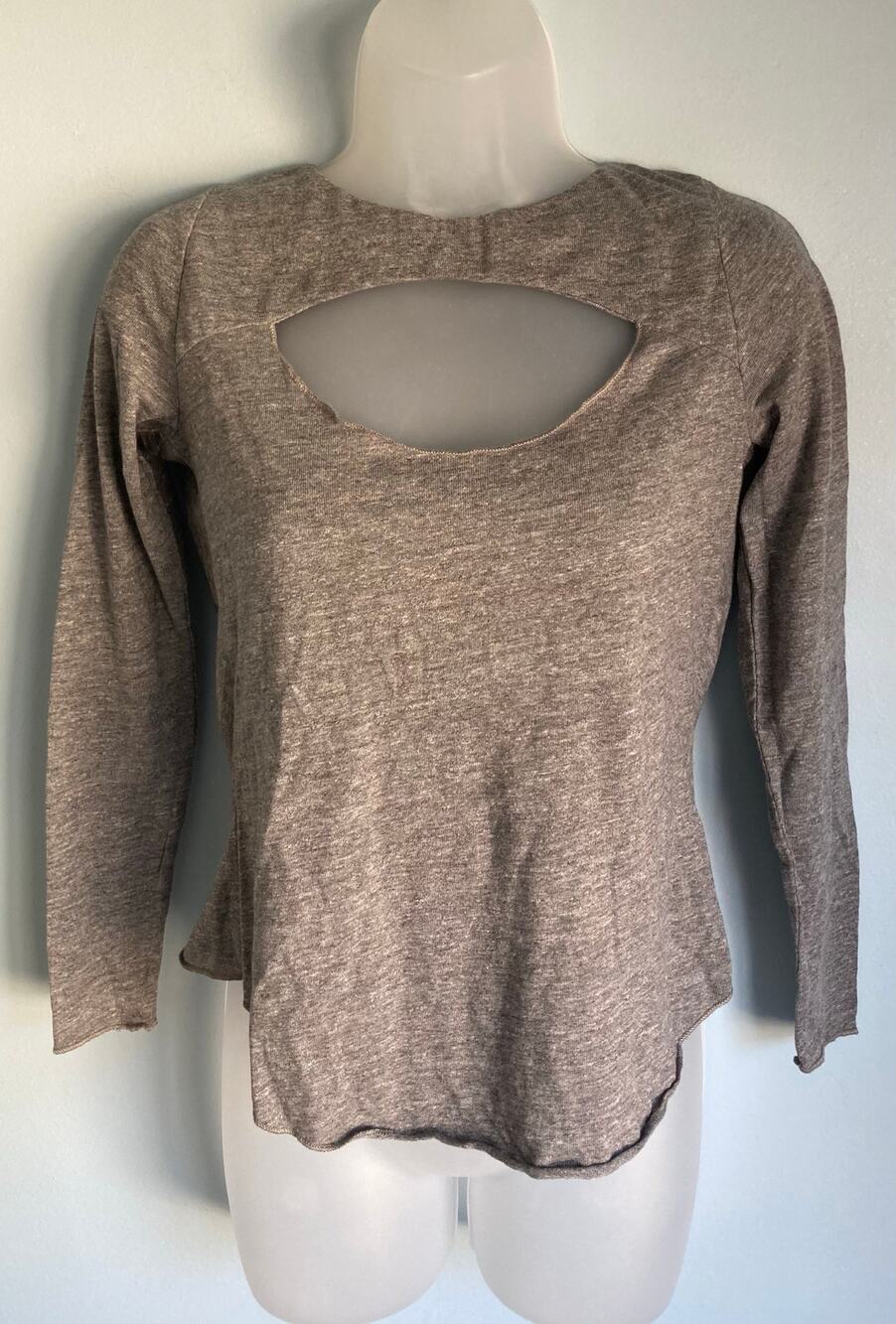 Chaser Top XS Gray Keyhole and Open Back New Casual Cottage
